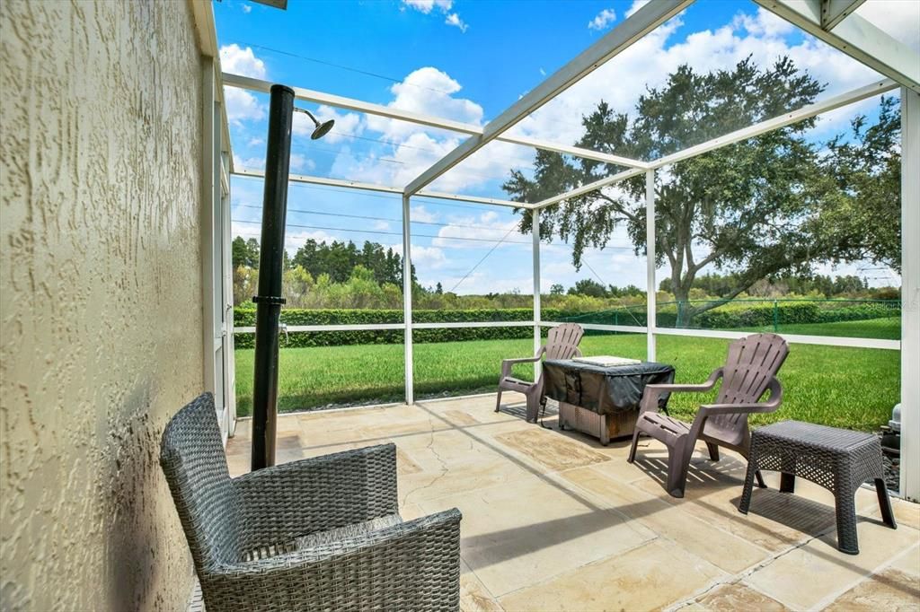 En Venta: $569,900 (4 camas, 3 baños, 2470 Pies cuadrados)