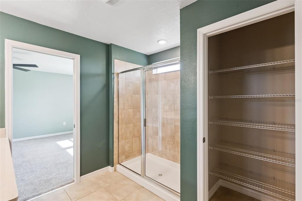 En Venta: $520,000 (3 camas, 2 baños, 1811 Pies cuadrados)