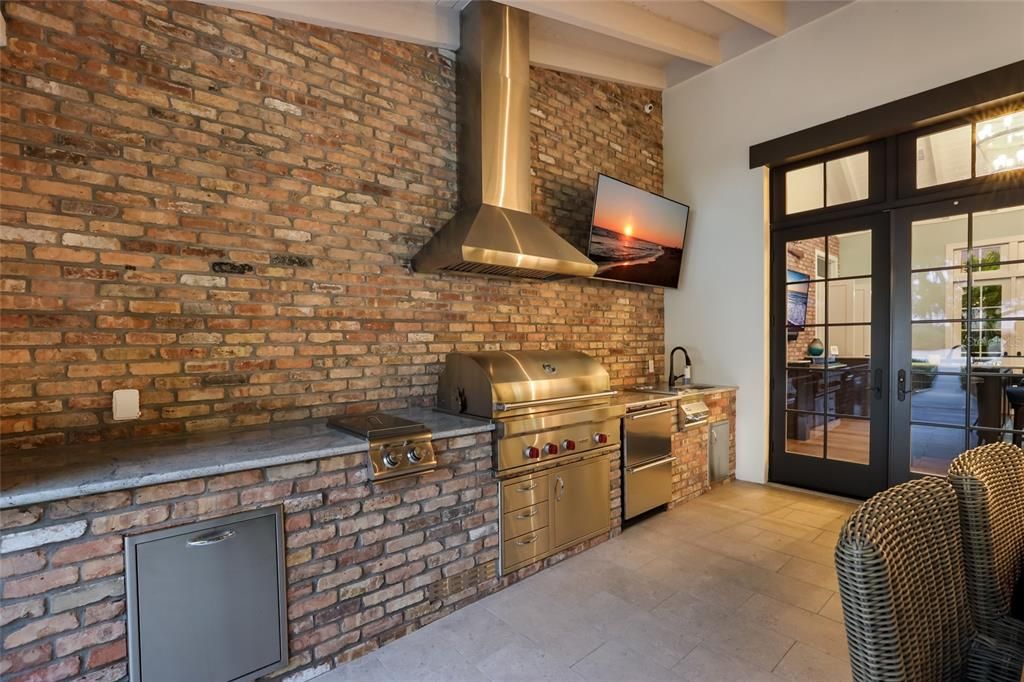 Active With Contract: $2,249,000 (3 beds, 3 baths, 3223 Square Feet)