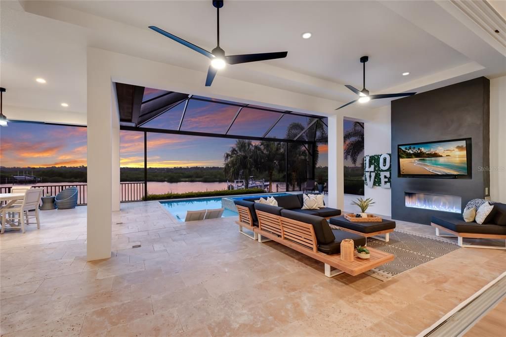Active With Contract: $2,249,000 (3 beds, 3 baths, 3223 Square Feet)