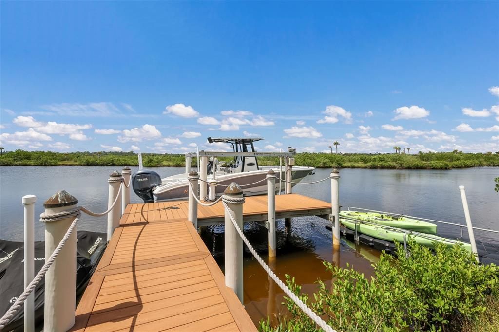Active With Contract: $2,249,000 (3 beds, 3 baths, 3223 Square Feet)