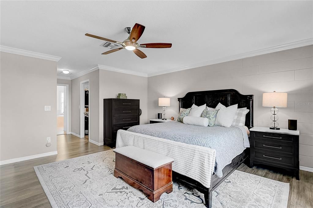 For Sale: $869,000 (5 beds, 4 baths, 3318 Square Feet)