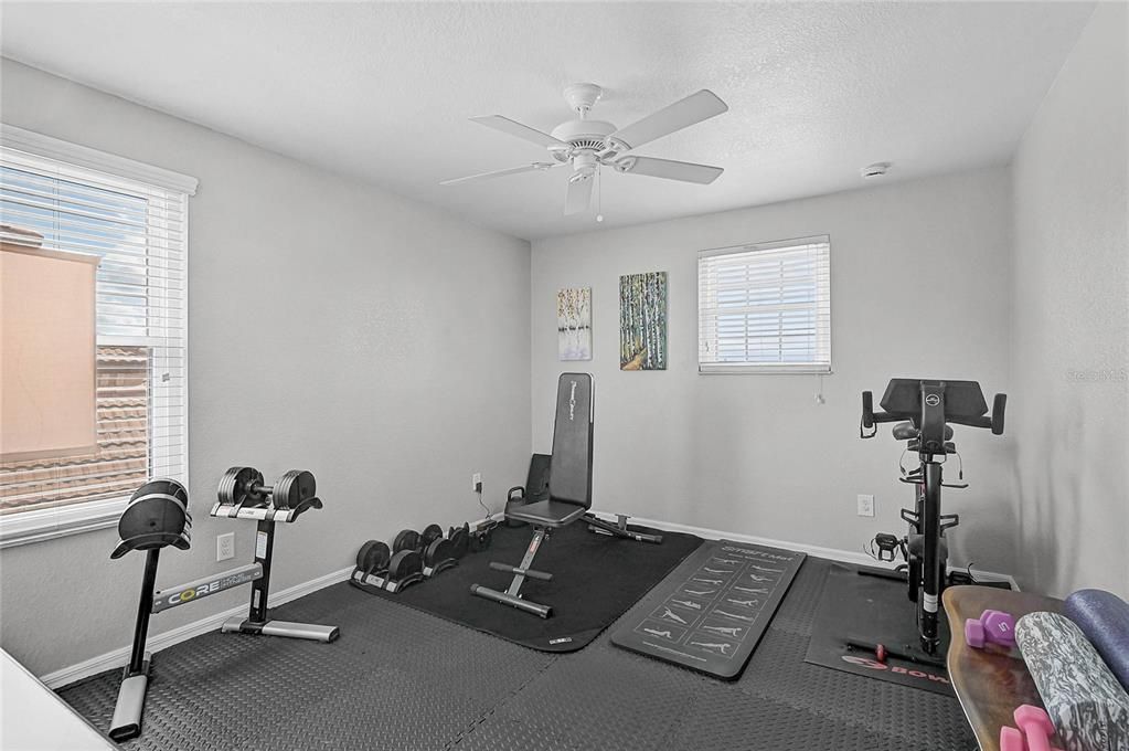For Sale: $869,000 (5 beds, 4 baths, 3318 Square Feet)