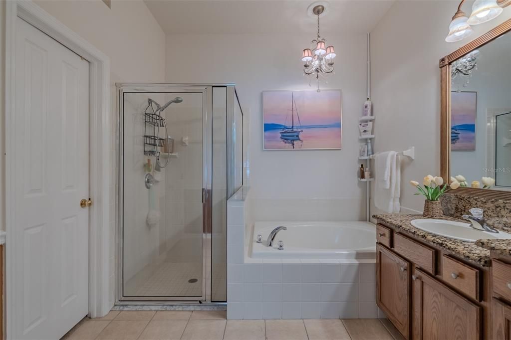 For Sale: $318,900 (2 beds, 2 baths, 1455 Square Feet)