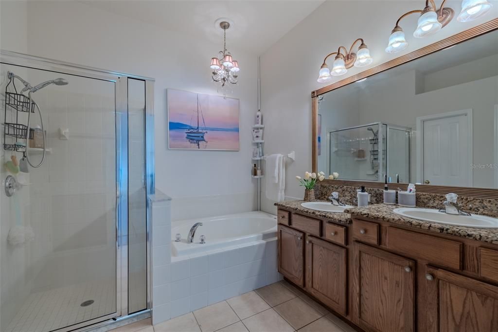 For Sale: $318,900 (2 beds, 2 baths, 1455 Square Feet)