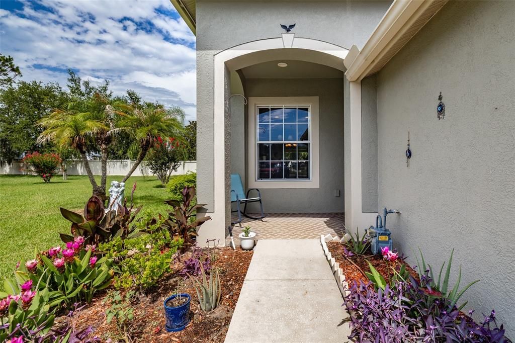 For Sale: $318,900 (2 beds, 2 baths, 1455 Square Feet)