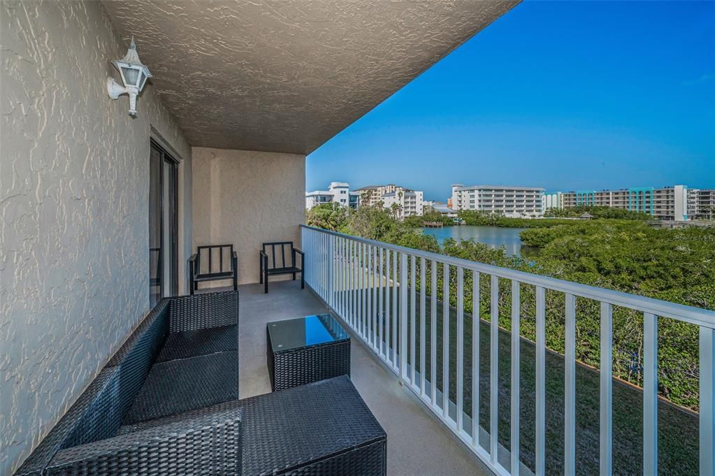 En Venta: $478,000 (2 camas, 2 baños, 1225 Pies cuadrados)