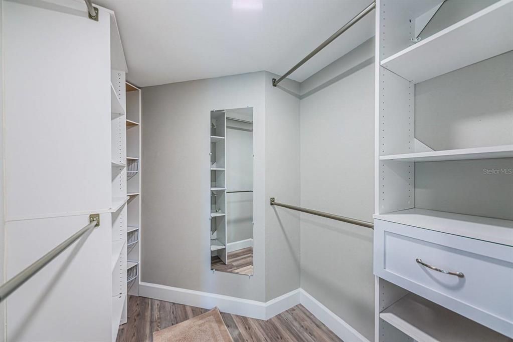 В аренду: $3,200 (2 спален, 2 ванн, 1255 Квадратных фут)