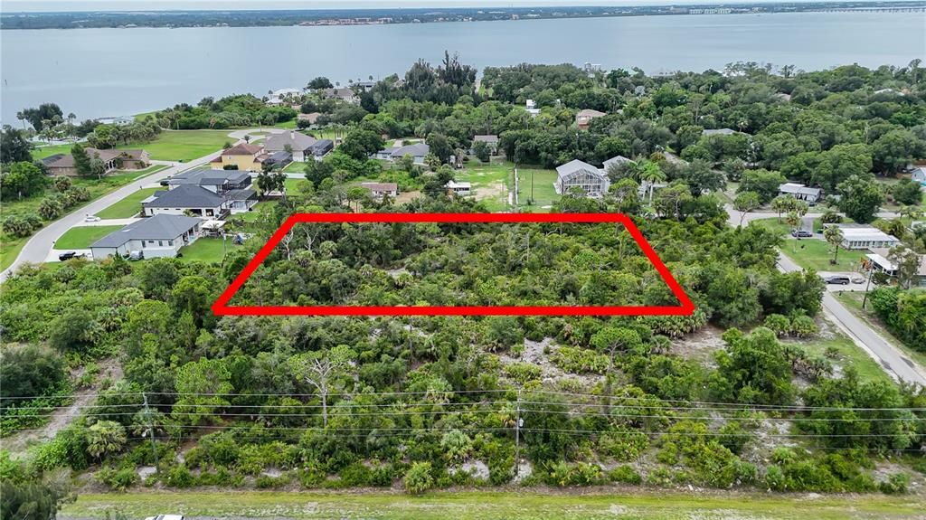 На продажу: $149,000 (1.39 acres)