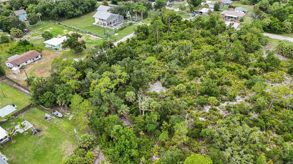 На продажу: $149,000 (1.39 acres)