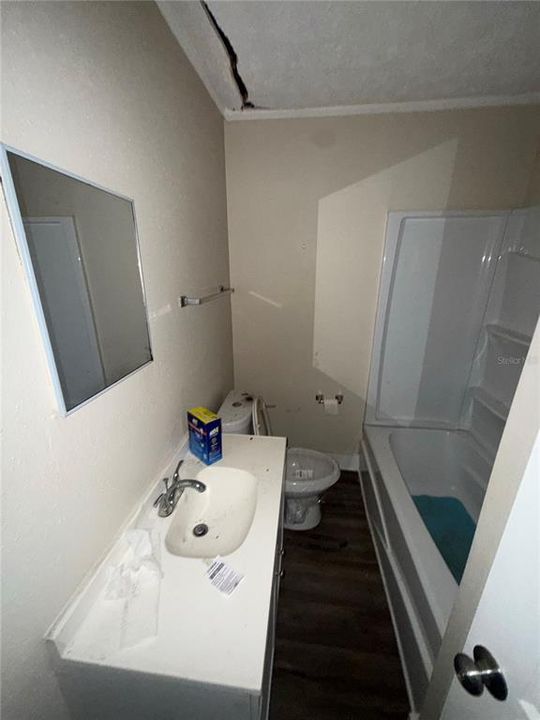 На продажу: $110,000 (3 спален, 2 ванн, 1378 Квадратных фут)
