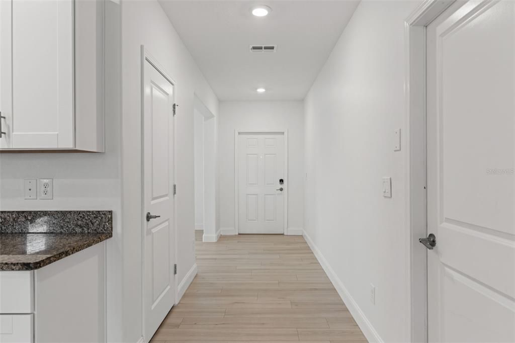 В аренду: $4,500 (5 спален, 2 ванн, 2896 Квадратных фут)