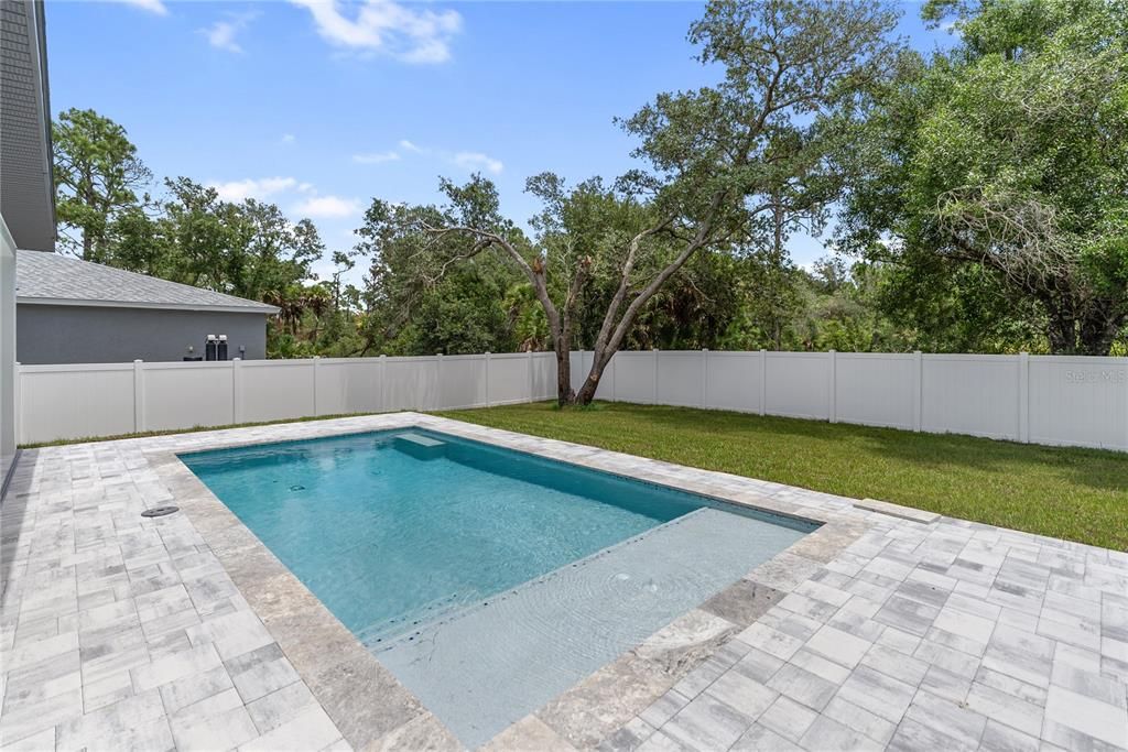En Venta: $529,900 (4 camas, 2 baños, 1857 Pies cuadrados)
