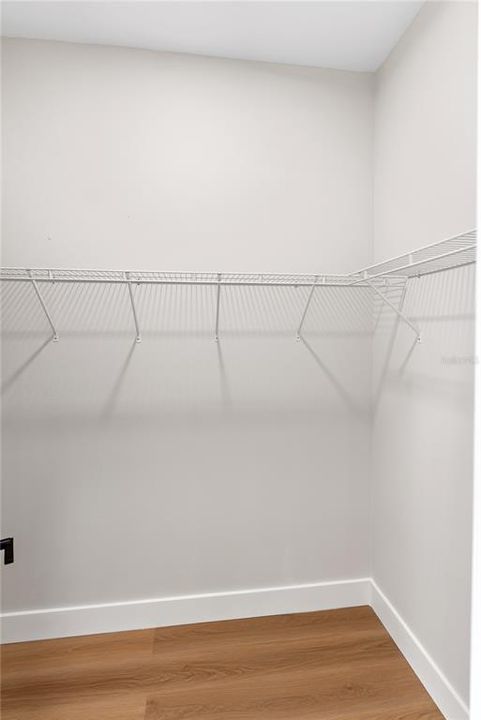 En Venta: $529,900 (4 camas, 2 baños, 1857 Pies cuadrados)