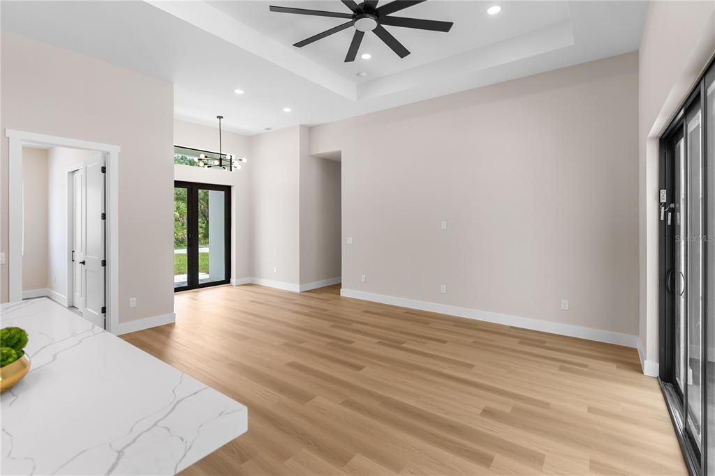 En Venta: $529,900 (4 camas, 2 baños, 1857 Pies cuadrados)