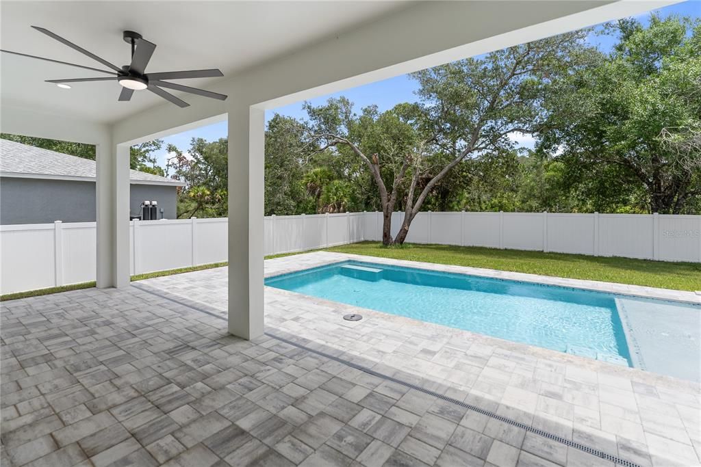En Venta: $529,900 (4 camas, 2 baños, 1857 Pies cuadrados)