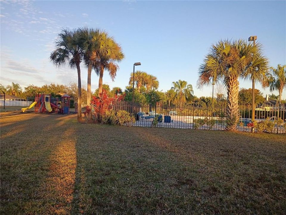 For Rent: $3,100 (4 beds, 3 baths, 2598 Square Feet)