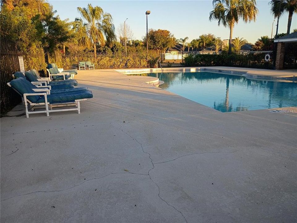 For Rent: $3,100 (4 beds, 3 baths, 2598 Square Feet)