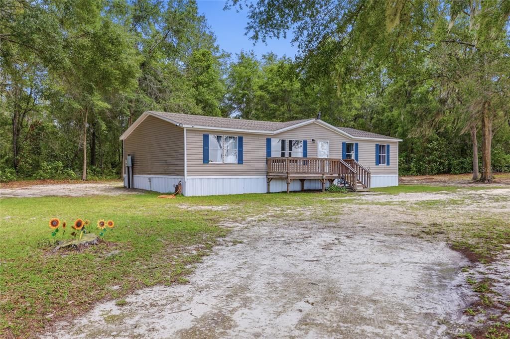 На продажу: $299,900 (4 спален, 2 ванн, 1560 Квадратных фут)