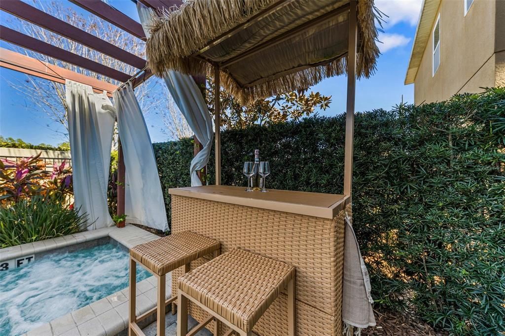 На продажу: $999,900 (8 спален, 7 ванн, 3401 Квадратных фут)