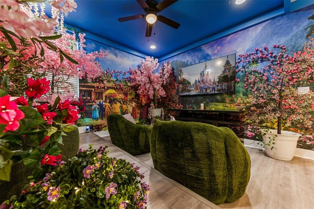 На продажу: $999,900 (8 спален, 7 ванн, 3401 Квадратных фут)