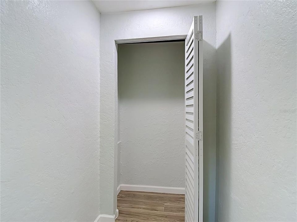 En Venta: $280,000 (2 camas, 2 baños, 832 Pies cuadrados)