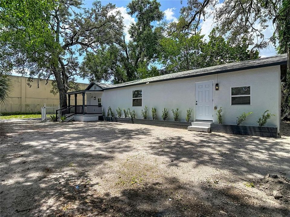 En Venta: $280,000 (2 camas, 2 baños, 832 Pies cuadrados)
