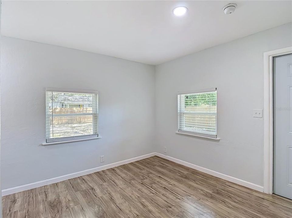 En Venta: $280,000 (2 camas, 2 baños, 832 Pies cuadrados)
