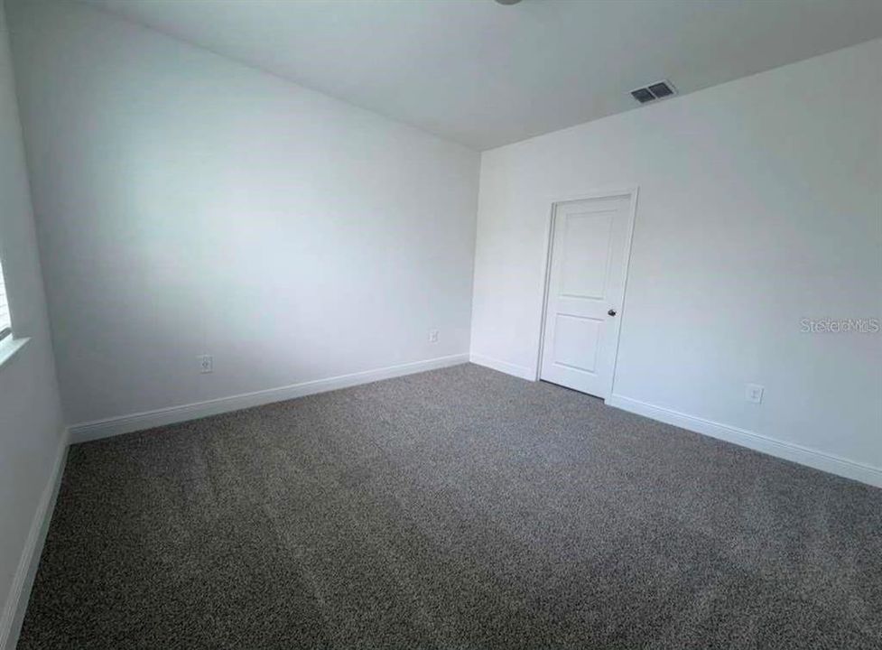 В аренду: $2,800 (4 спален, 2 ванн, 2054 Квадратных фут)