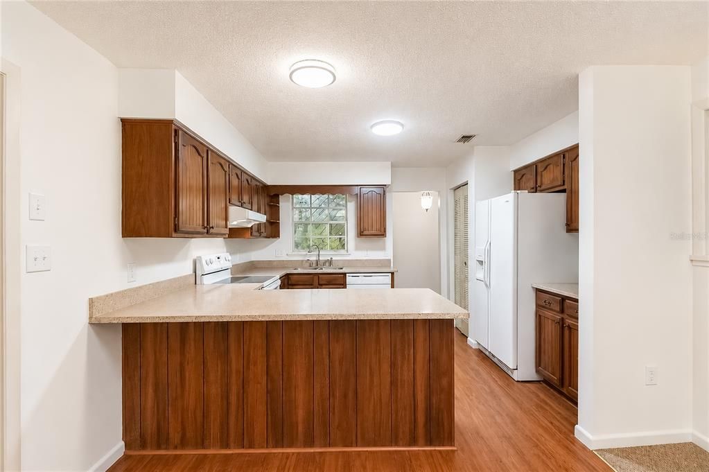 En Venta: $224,900 (3 camas, 2 baños, 1725 Pies cuadrados)