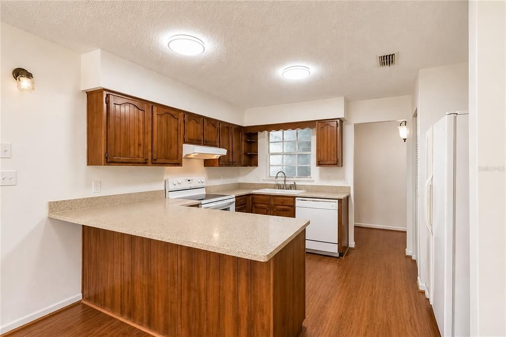 En Venta: $224,900 (3 camas, 2 baños, 1725 Pies cuadrados)