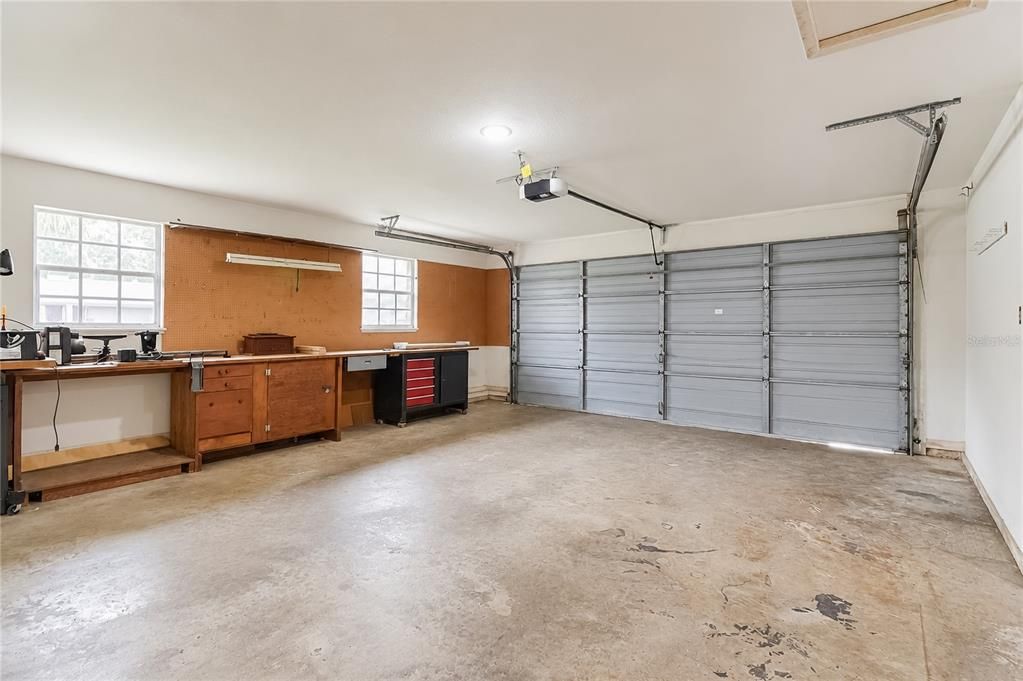 En Venta: $224,900 (3 camas, 2 baños, 1725 Pies cuadrados)
