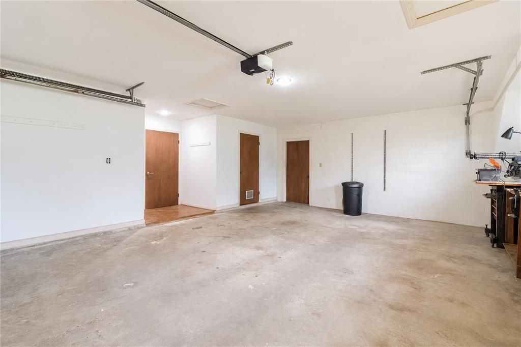 En Venta: $224,900 (3 camas, 2 baños, 1725 Pies cuadrados)