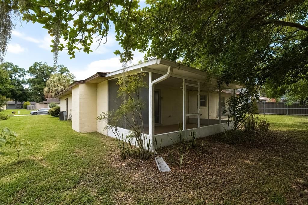 En Venta: $224,900 (3 camas, 2 baños, 1725 Pies cuadrados)