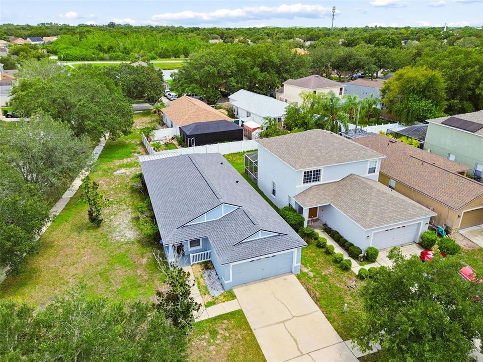 For Sale: $325,000 (3 beds, 2 baths, 1471 Square Feet)