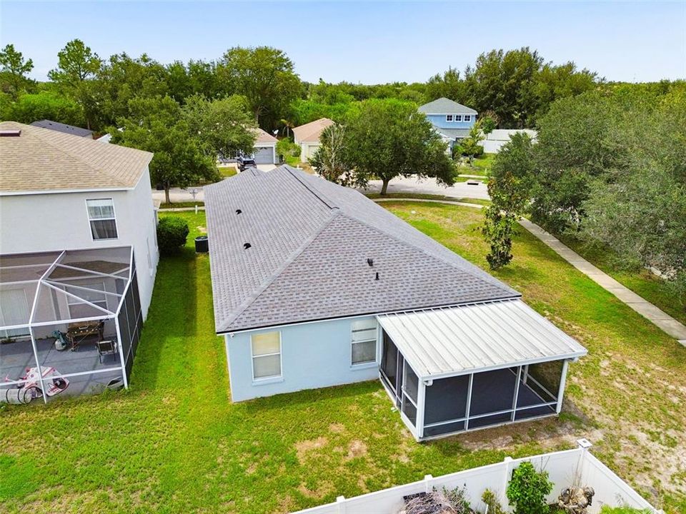 For Sale: $325,000 (3 beds, 2 baths, 1471 Square Feet)