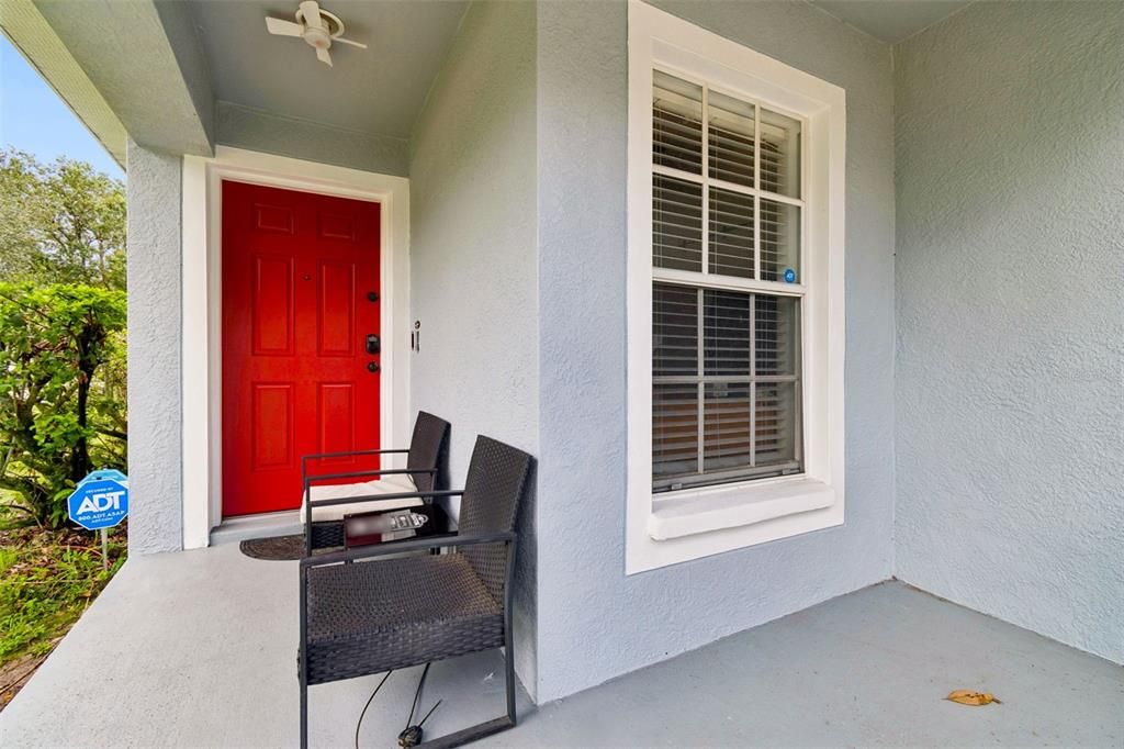 For Sale: $325,000 (3 beds, 2 baths, 1471 Square Feet)