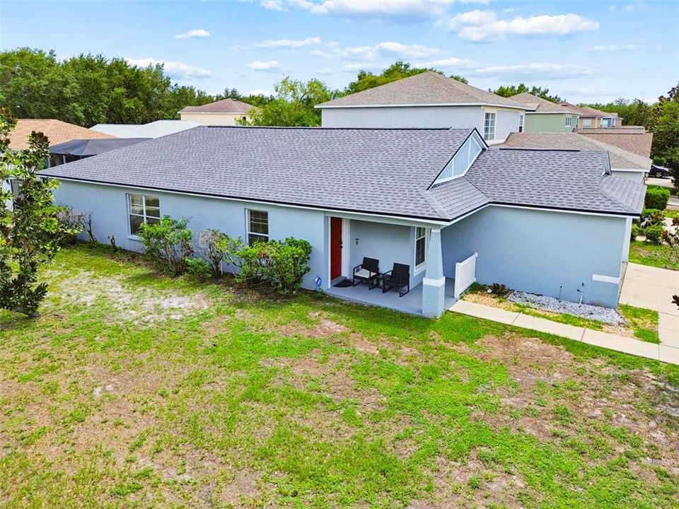 For Sale: $325,000 (3 beds, 2 baths, 1471 Square Feet)
