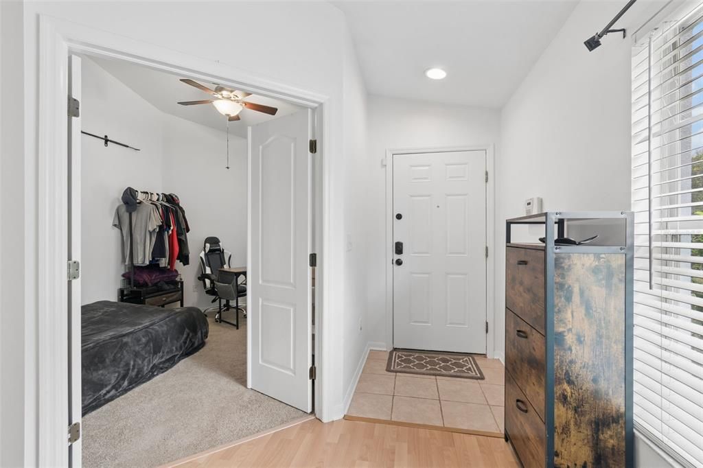 For Sale: $325,000 (3 beds, 2 baths, 1471 Square Feet)