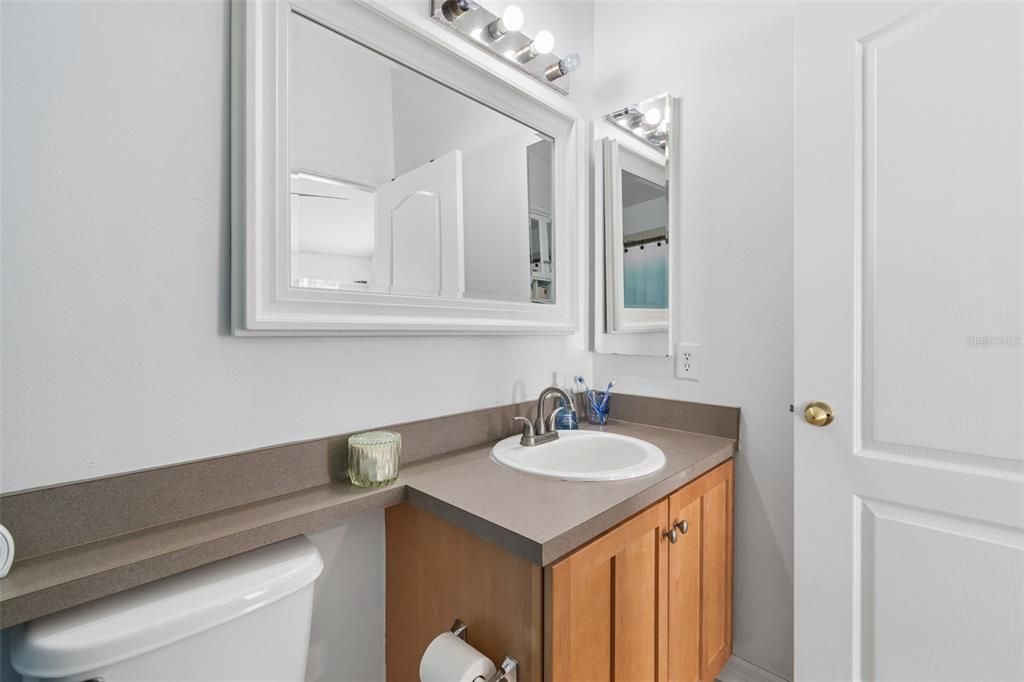 For Sale: $325,000 (3 beds, 2 baths, 1471 Square Feet)
