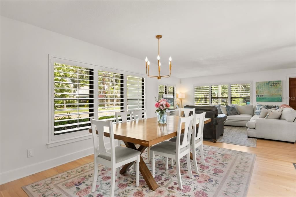 For Sale: $679,900 (3 beds, 3 baths, 1874 Square Feet)