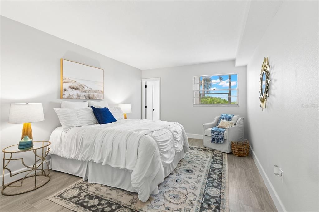 En Venta: $249,900 (2 camas, 2 baños, 1040 Pies cuadrados)