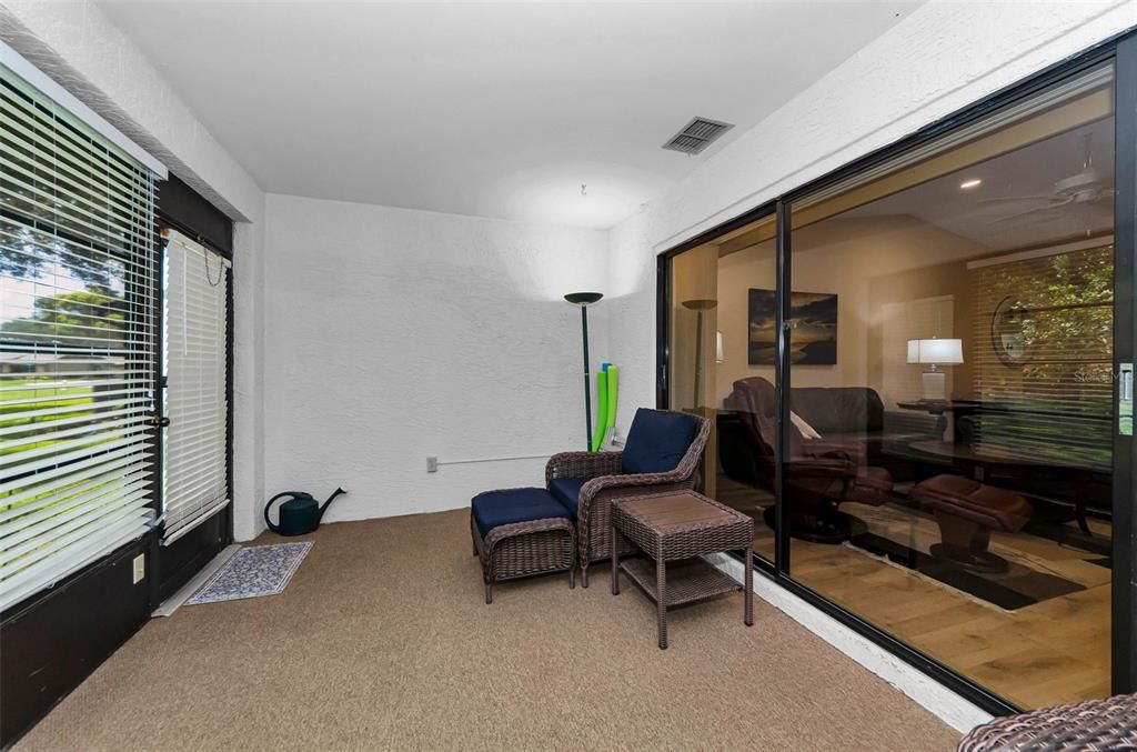 En Venta: $299,900 (2 camas, 2 baños, 1360 Pies cuadrados)