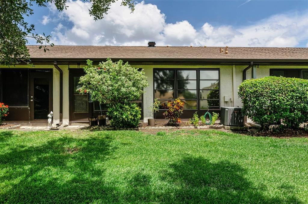En Venta: $299,900 (2 camas, 2 baños, 1360 Pies cuadrados)
