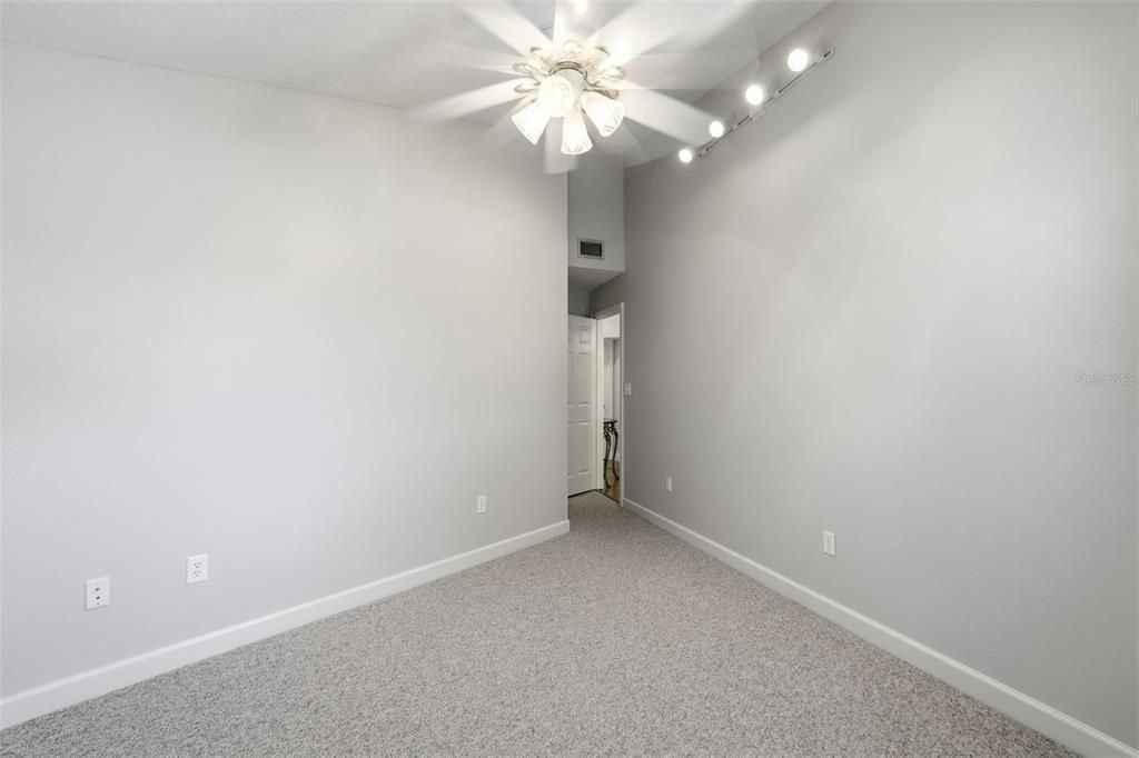 For Sale: $999,300 (4 beds, 3 baths, 1724 Square Feet)