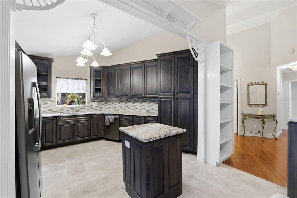 For Sale: $999,300 (4 beds, 3 baths, 1724 Square Feet)
