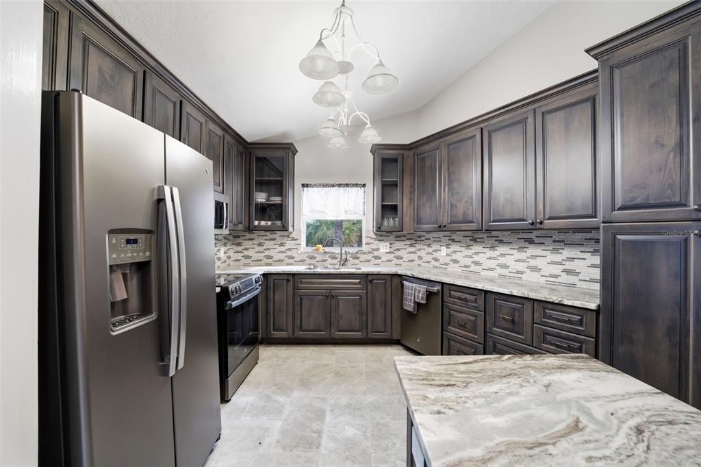 For Sale: $999,300 (4 beds, 3 baths, 1724 Square Feet)