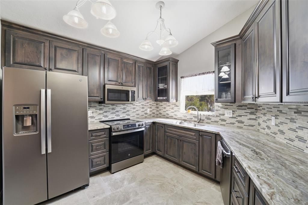 For Sale: $999,300 (4 beds, 3 baths, 1724 Square Feet)