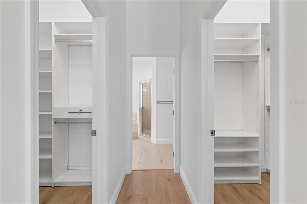 En Venta: $1,100,000 (4 camas, 3 baños, 3259 Pies cuadrados)