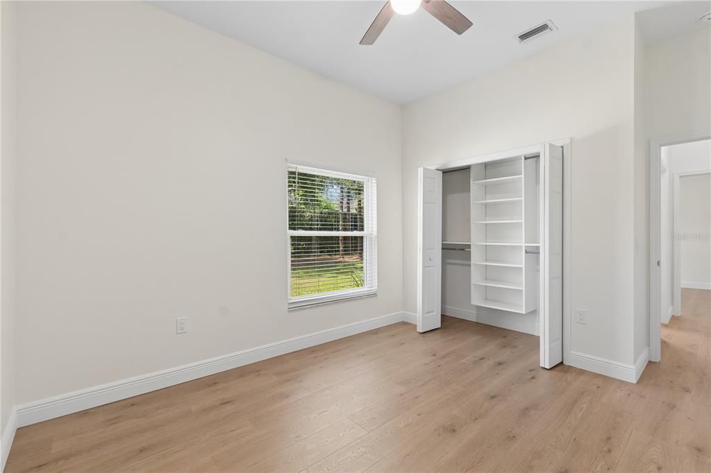 En Venta: $1,100,000 (4 camas, 3 baños, 3259 Pies cuadrados)
